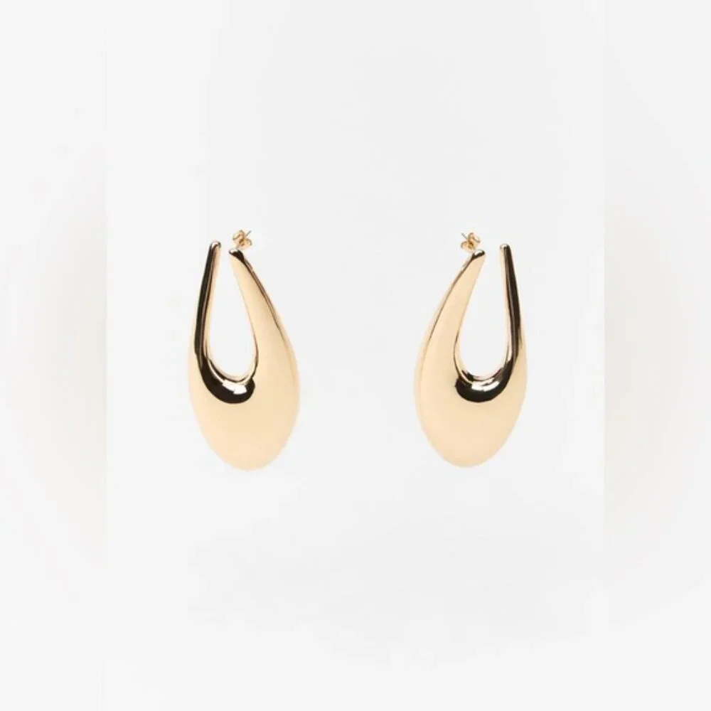 NWT. ZARA ELONGATED HOOP EARRINGS - Picture 3 of 5